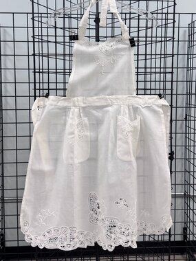 Battenburg Lace Cotton Full Apron Rose and Butterfly Design 2 Pockets